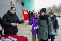 Ленинградцы не выживали, ленинградцы жили