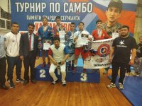 Первоклассной борьбой отличились байконурские самбисты